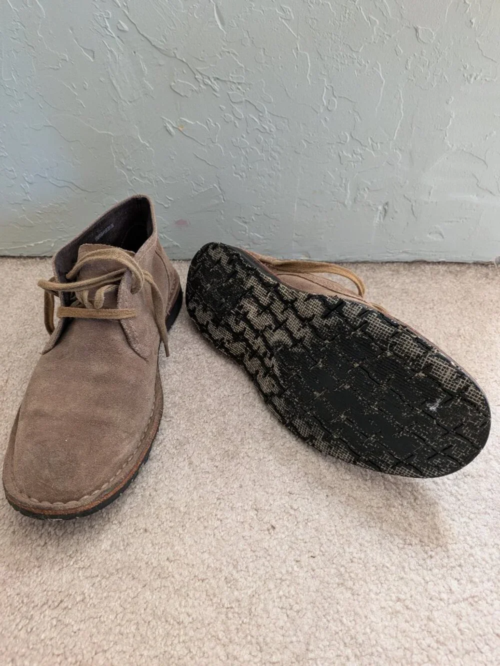 Varvatos Suede Chukka Boots